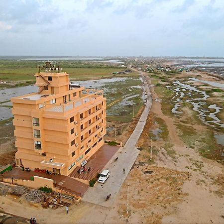 The Sky Comfort Beach Hotel, Dwarka Exterior photo